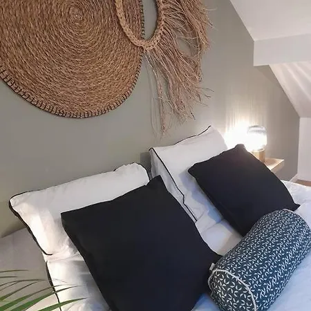Apartment L'authentique, Appart/duplex Face A La Gare Aulnay-sous-Bois